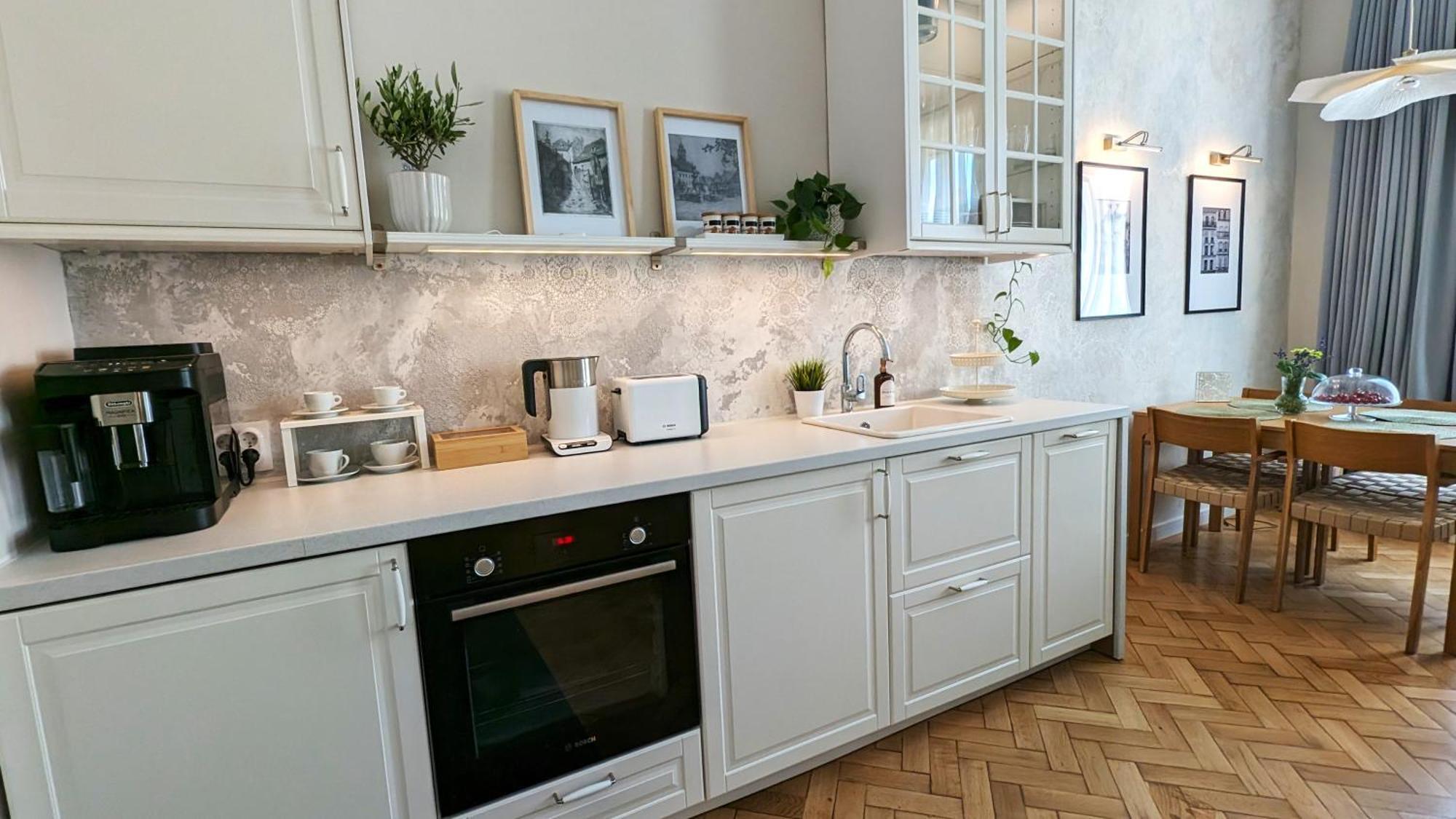 Apartment In Historic Center, Quiet Area, Ac Сибиу Номер фото